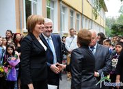 Министър Мариана Георгиева: Ботeвградската гимназия ще бъде пилотен проект за развитието на ученическия спорт