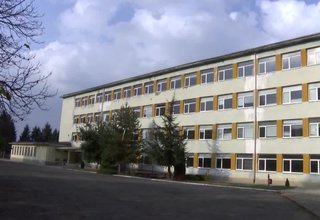 16 ученици от Професионалната гимназия по техника и мениджмънт заминаха за Испания, където ще проведат учебна практика Скрийншот