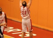 Лукойл Академик срази Черноморец за първа победа в плейофите