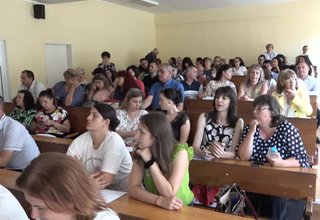 Националната гимназия по компютърни технологии и системи в Правец бе домакин на научно-практическа конференция на тема Дигиталната трансформация в образованието Скрийншот