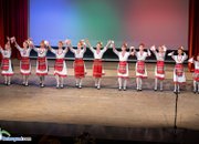 Две почетни отличия бяха връчени преди началото на концерт-спектакъла “Памет и бъдеще – 90 год. с името на Ботев и 140 год. читалище“