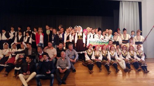 Ансамбъл “Ботевград”  с награда за най-добро сценично представяне на фестивал в Сърбия
