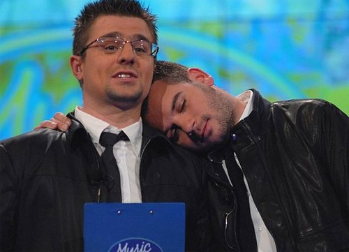 Песен за Мона Лиза може да засенчи хита "Кен Ли"