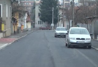 Започна асфалтирането на улици в общината Скрийншот