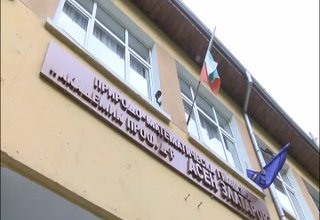 Една пълна шестициа и само една двойка на матурата по български език в прородо-математическата гимназия в Ботевград Скрийншот