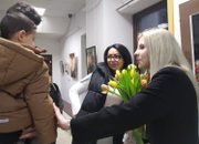 Младата художничка Снежина Димитрова представя 21 свои творби в първата си самостоятелна изложба в Ботевград