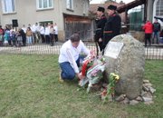 ЕТРОПОЛЦИ СЕ ПОКЛОНИХА ПРЕД ГЕРОИЧНАТА СМЪРТ НА АПОСТОЛА