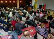 Станишев лично агитира ботевградчани да гласуват на референдума