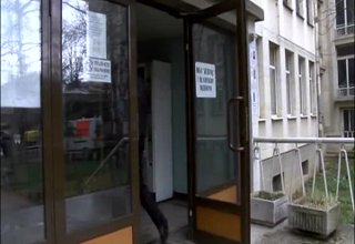 От днес в болницата приемат само срещу лична карта Скрийншот