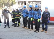 Пожарникари и доброволци гасиха „пожар” в „Етропал”