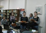Нощ в библиотеката