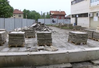 В Правец започна основен ремонт на площада Скрийншот