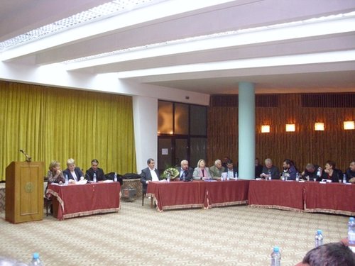 Между 20 и 25% намалиха таксите за технически услуги