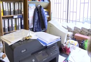 При какви условия работят служителите в приемната на Социални грижи Скрийншот