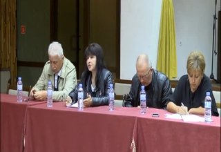 Вчера общинският съвет проведе извънредно заседание по повод внесеното искане за местен референдум Скрийншот