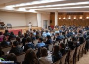 Актрисата Гергана Стоянова със серия от срещи в Ботевград