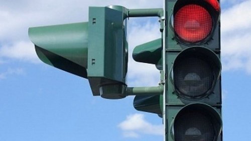 Влизате в затвора ако минете на червено и убиете човек