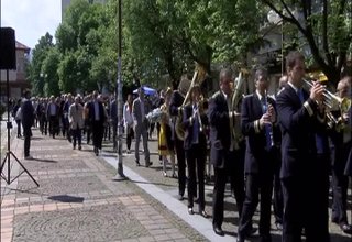 Днес светът отбелязва 71-та гоидшнина от края на Втората световна война. 9 май е и Денят на Европа Скрийншот