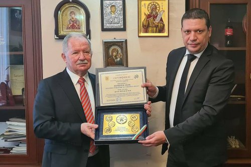 Илиан Тодоров удостои с почетен знак „Заслужил гражданин на Софийска област”  проф. дтн инж. Цоло Вутов