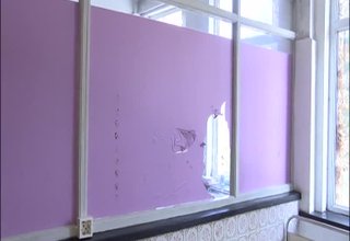 Пациенти на ботевградската болница си тръгват след изписването заедно с чаршафите и пижамите от отделението Скрийншот