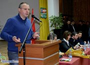Станишев лично агитира ботевградчани да гласуват на референдума