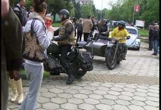 Ретро парадът в Ботевград събра автомобили от цялата страна Скрийншот