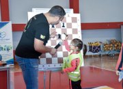  Най- големият открит урок по шахмат в България