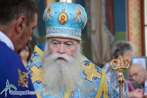 Ловчанският митрополит Гавриил ще отслужи архиерейска служба в Ботевград