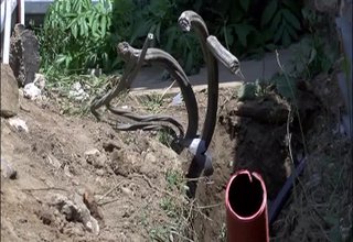 23-годишен работник е с опасност за живота след като пострада при токов удар Скрийншот
