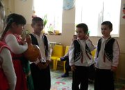 „Да се посмеем заедно на мегдана”