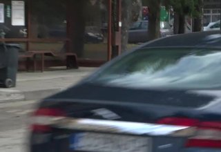Всеки ден общинското предприятие БКС ще мие улиците в Ботевград Скрийншот