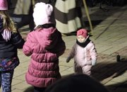 Тази вечер грейна Коледната елха в Етрополе