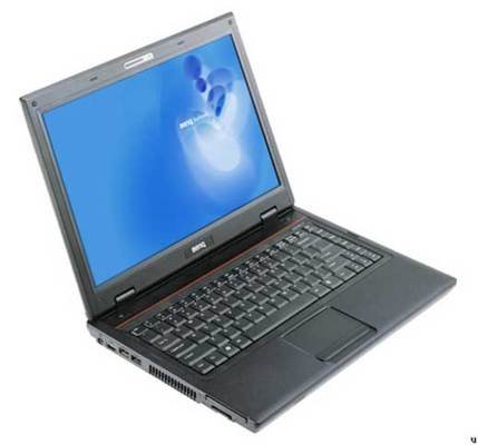 И BenQ се отчитат с нов лаптоп