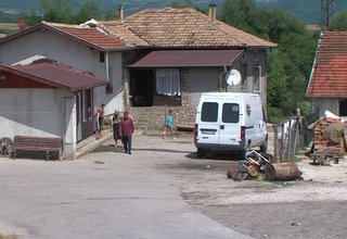 27-годишен мъж е тежка черепно мозъчна травма и фрактура на черепа Скрийншот
