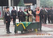 Осветиха знамето на „Традиция”