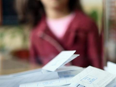 Избирателната активност към 15.00 часа е 26, 91%