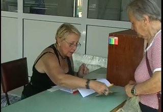 1100 соицално слаби ще получат хранителни продукти, помощ от Европейския съюз Скрийншот