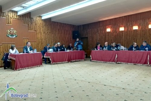 Общинският съвет не прие Система за прием на първокласници в училищата в Ботевград /допълнена/