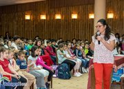 Детската писателка Цвета Белчева се срещна с ученици от Ботевград