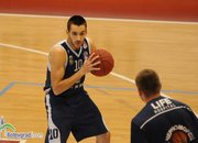 Лукойл Академик срази Черноморец за първа победа в плейофите