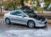 Горя лек автомобил на бул. “Трети март”