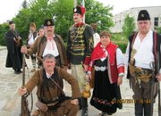В тазгодишната възстановка в Панагюрище участваха и етрополци