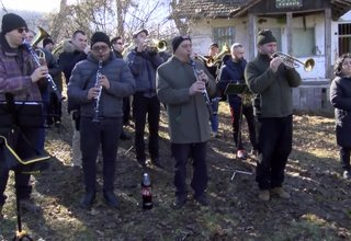 Днес отбелязваме един обичан от българите празник - на Свети Трифон Зарезан Скрийншот