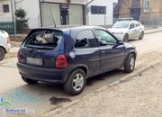 Криминалисти разследват унищожаване и повреждане на лек автомобил
