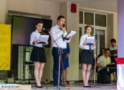 Среща на поколенията събра бивши и настоящи гимназисти