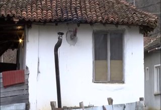 Убийство в Литакво. 53-годишен мъж застрелян в дома му Скрийншот