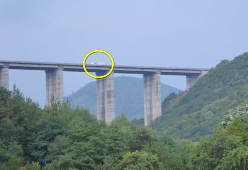 Деян не преживя хубавицата Бетина