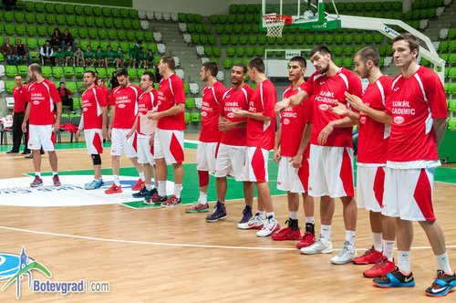 Още три мача на Лукойл Академик в Арена Ботевград