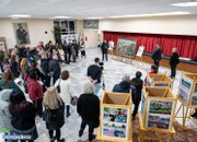 Две почетни отличия бяха връчени преди началото на концерт-спектакъла “Памет и бъдеще – 90 год. с името на Ботев и 140 год. читалище“
