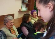 Ученици и студенти създадоха празнично настроение в Дом за възрастни хора „Д-р Адриян Атанасов”